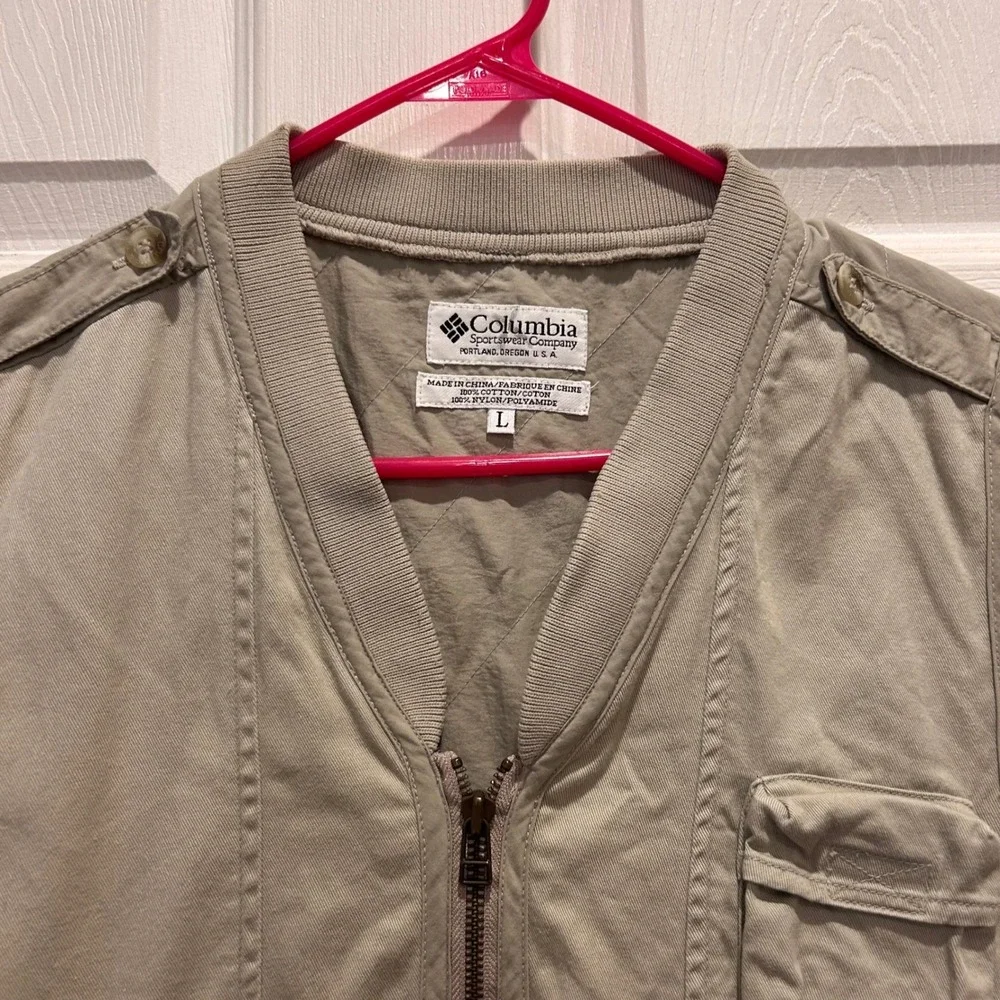 Vintage Columbia Sportswear Vest L Beige‎ Utility Fishing Hiking Outdoor Pockets
